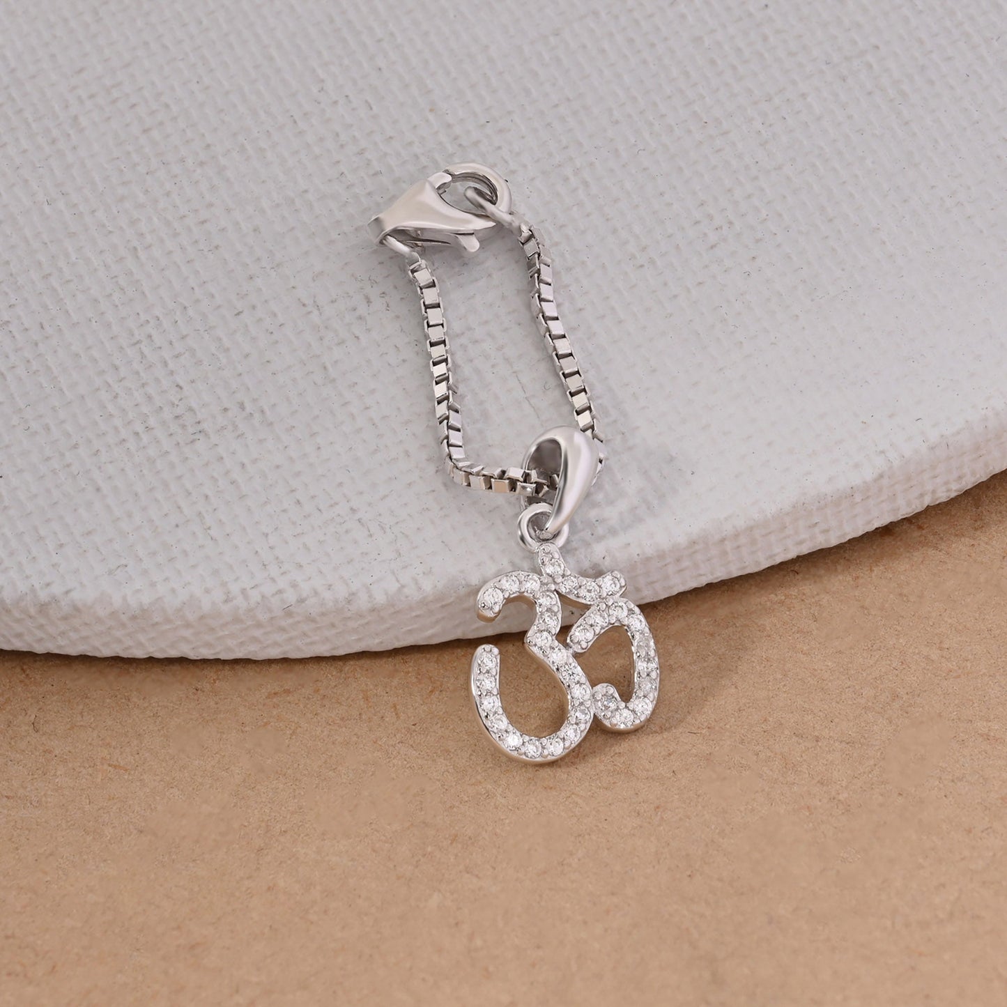 Om Charm